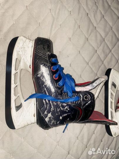 Хоккейные коньки bauer