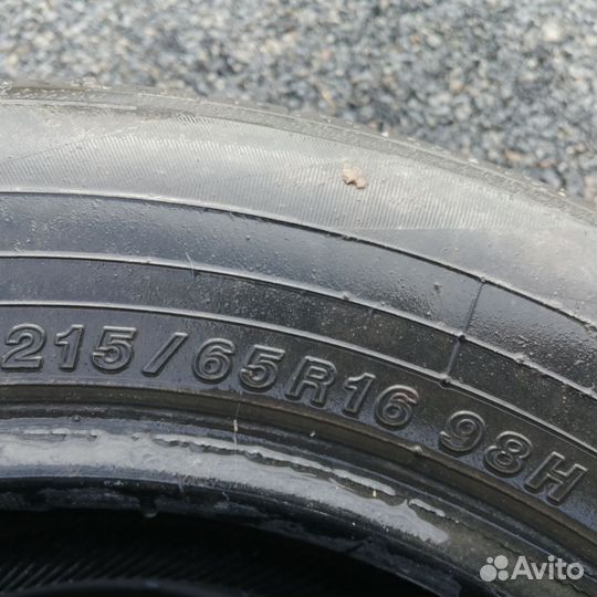 Yokohama BluEarth-A 215/65 R16 98H