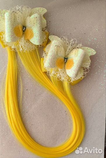 Заколка для волос ручной работы с волосами