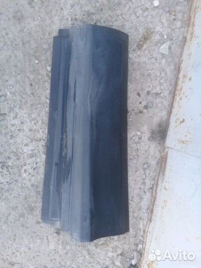 Молдинг двери задний левый Toyota Rav4