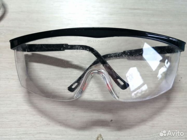 Очки защитные