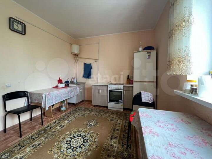 2-к. квартира, 45 м², 3/3 эт.