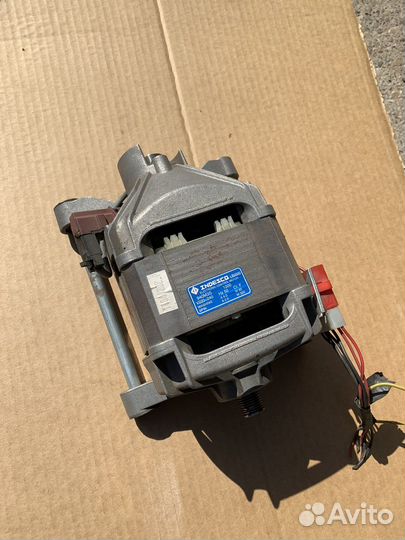 Двигататель стиральной машины