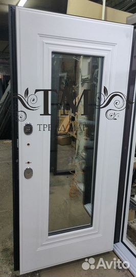 Дверь входная металлическая в дом