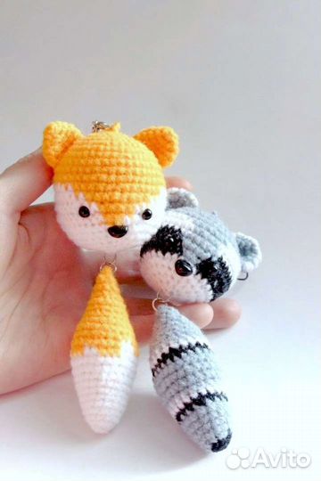 Вязаные брелки. Маленькие игрушки