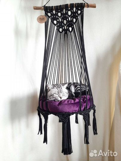 Лежанка для кошек