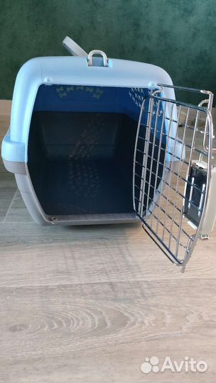 Переноска для животных пластиковая