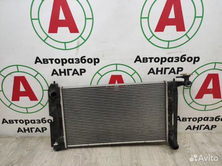 Радиатор охлаждения двигателя Toyota Avensis T25