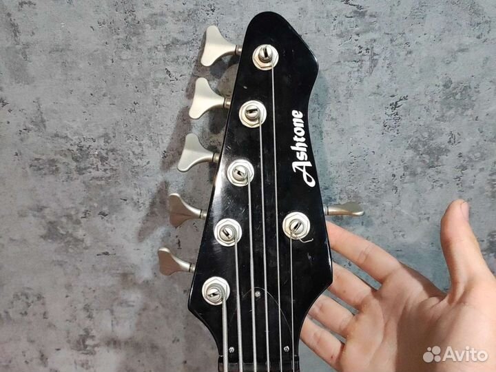 6-струнная бас-гитара Ashtone