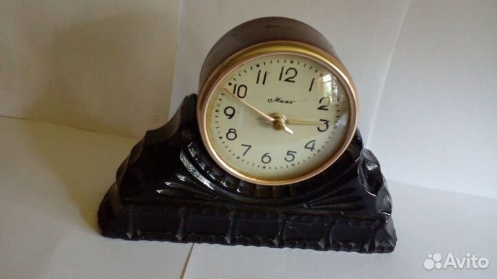 Часы настольные маяк - СССР
