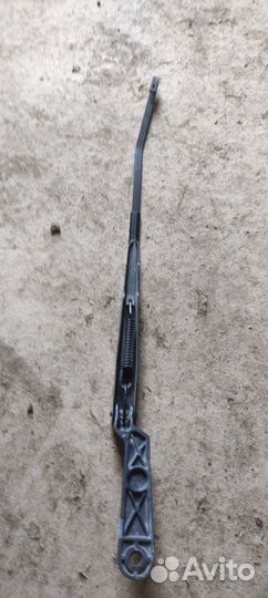 Поводок стеклоочистителя передний Haima 7 SUV HM48