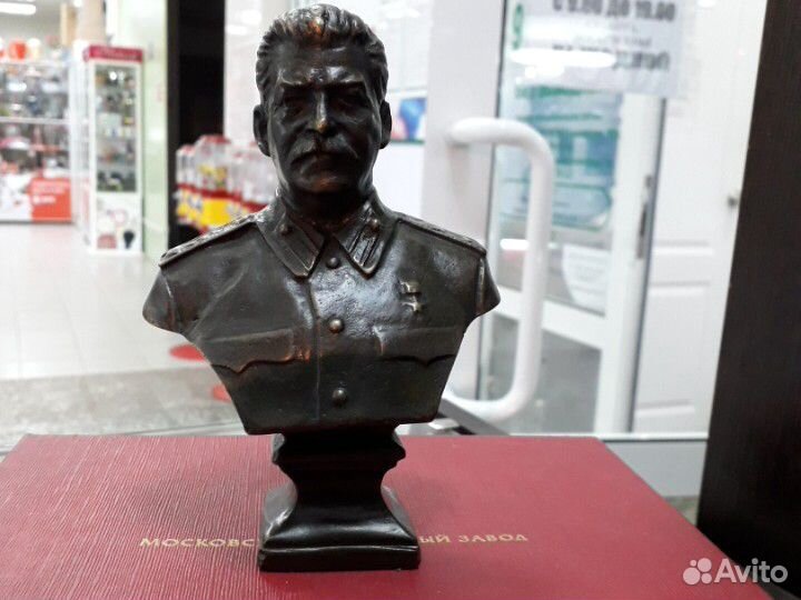 Бюсты Дзержинский Суворов Павел 1. и др. СССР