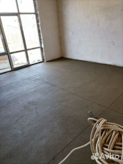 Стяжка пола полусухая механизированным способом