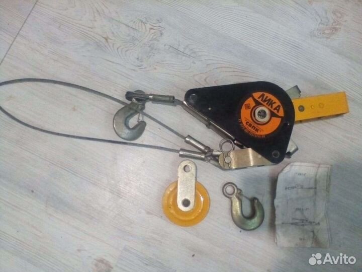 Компрессор автомобильный электрический