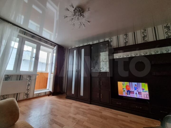 2-к. квартира, 50 м², 6/9 эт.