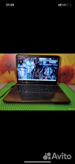 Dell inspiron Intel i3 Ssd 6Gb