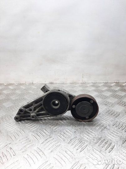 Натяжитель ремня генератора Audi A6 седан 1.8 AWT