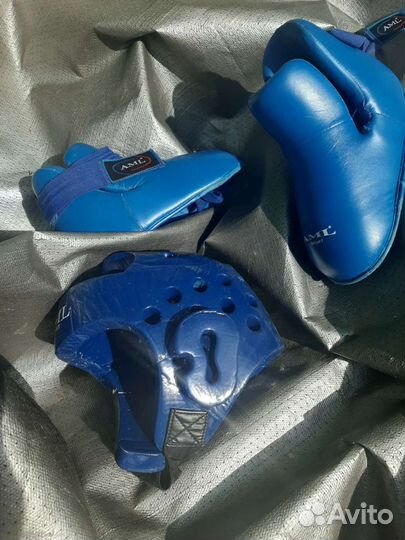 Шлемы вело скейт бокс теквандо и др