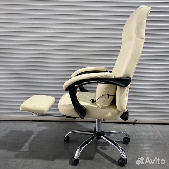 Офисное кресло