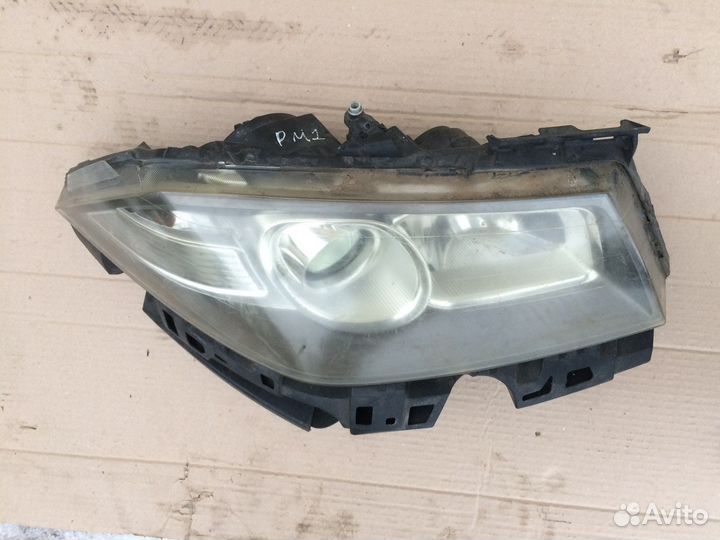 Фара правая Renault Megane 2 рестайлинг extreme