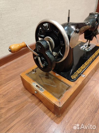 Швейная машинка пмз им Калинина