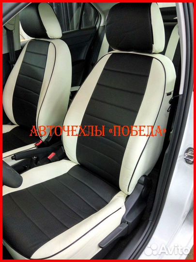 Чехлы Skoda Rapid 1 из экокожи бело-чёрные Классик