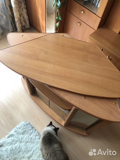 Тумба под телевизор