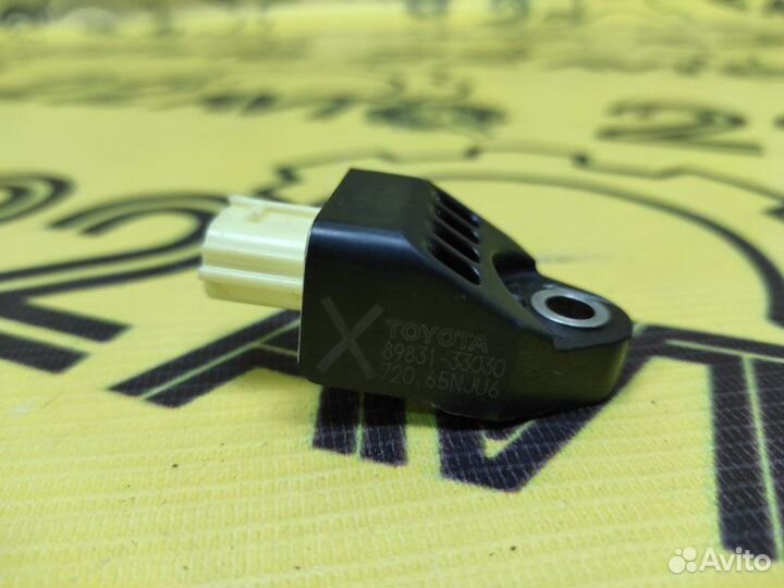 Датчик Airbag задний левый Toyota Camry ACV40