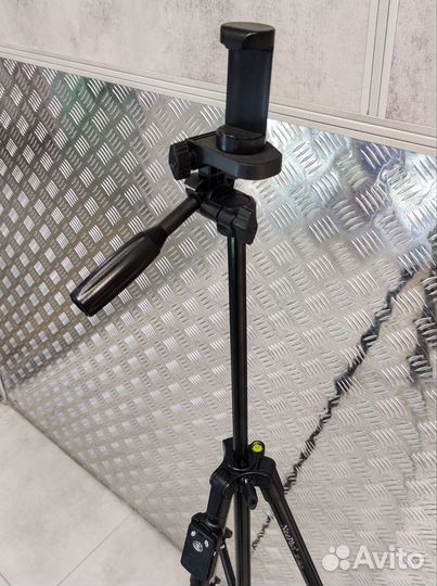 Штатив трипод