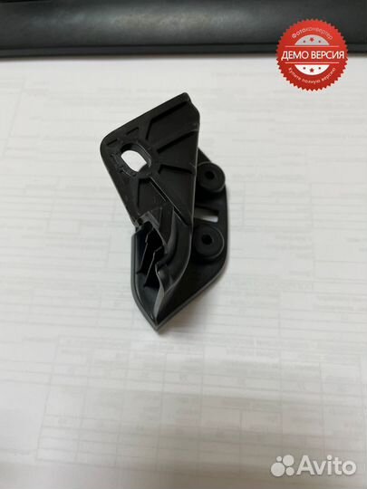 Крепление фары Hyundai Solaris1 (2014-2017) правое