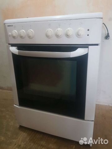 Газовая плита с электрической духовкой