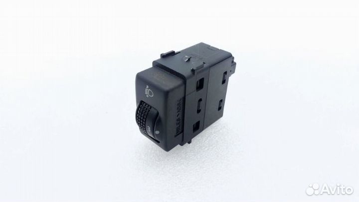 Кнопка корректора фар Nissan X-Trail T31 MR20DE