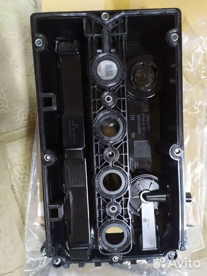 Клапанная крышка