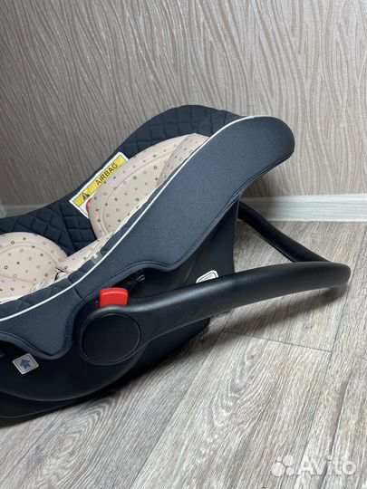 Детская автолюлька-автокресло Happy Baby Skyler V2