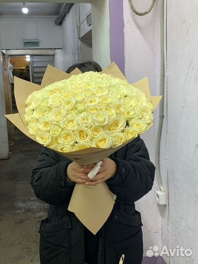 Цветы Букеты 101, 51 Роза белые с доставкой купить