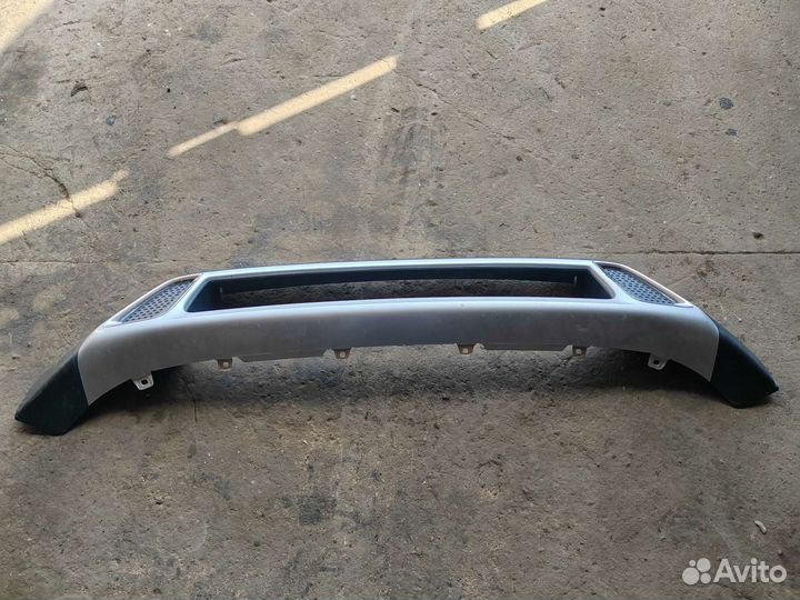 Накладка переднего бампера mitsubishi outlander 3