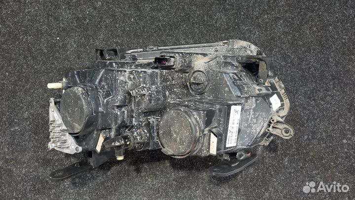 Фара правая Renault Duster 2 260103537R