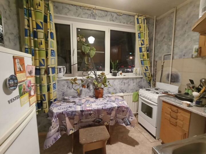 Комната 12 м² в 2-к., 2/10 эт.