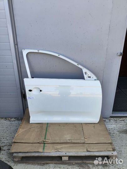 Дверь передняя правая Skoda Rapid 2 / VW Polo 6