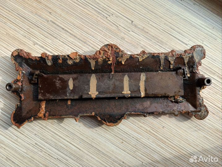 Для писемъ и газетъ. Табличка. Чугун