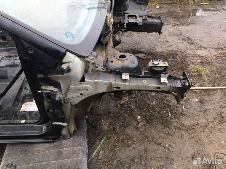 Форд фокус 2 рестайлинг кузов распил цвет чёрный