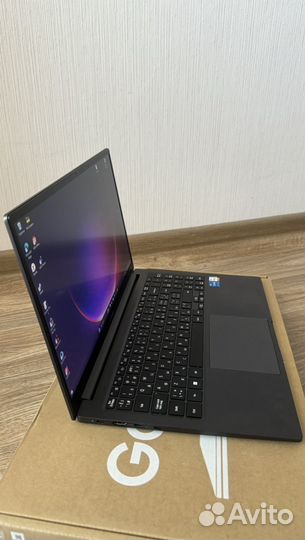 Ноутбук Samsung Galaxy Book