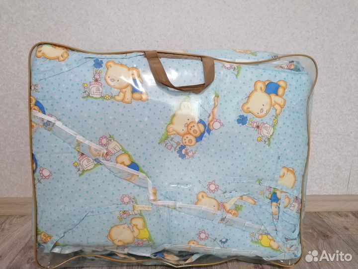 Комплект в детскую кроватку