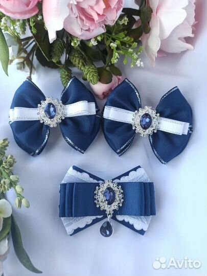 Бантики к синей форме, ручная работа