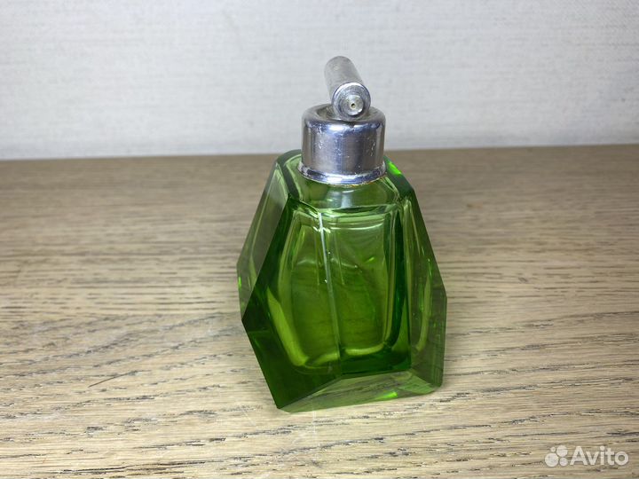 Парфюмеоный флакон пульверизатор цветное стекло