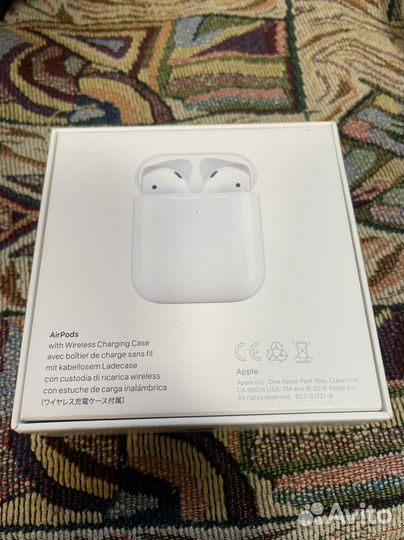 Оригинальные наушники Apple AirPods(чек есть)