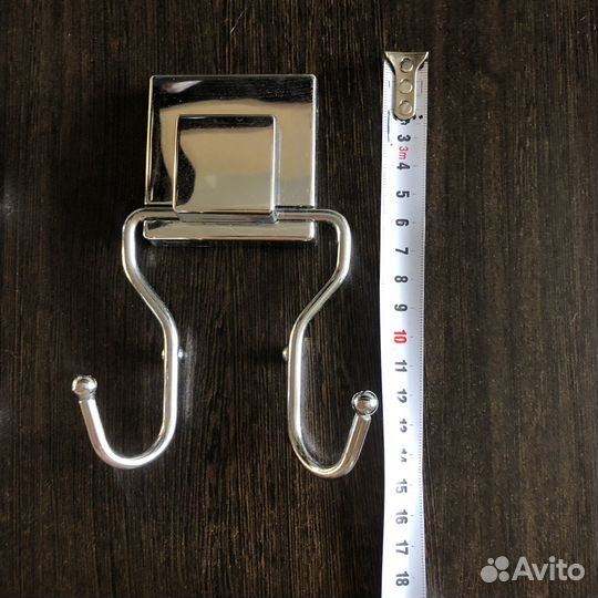 Крючки для ванной