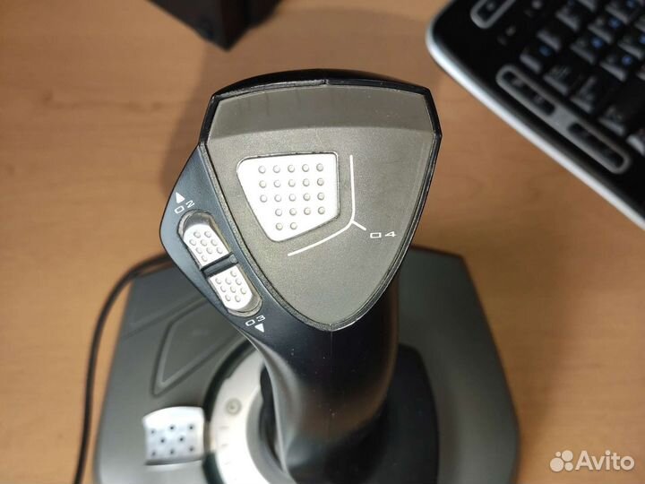 Джойстик Logitech WingMan attack2