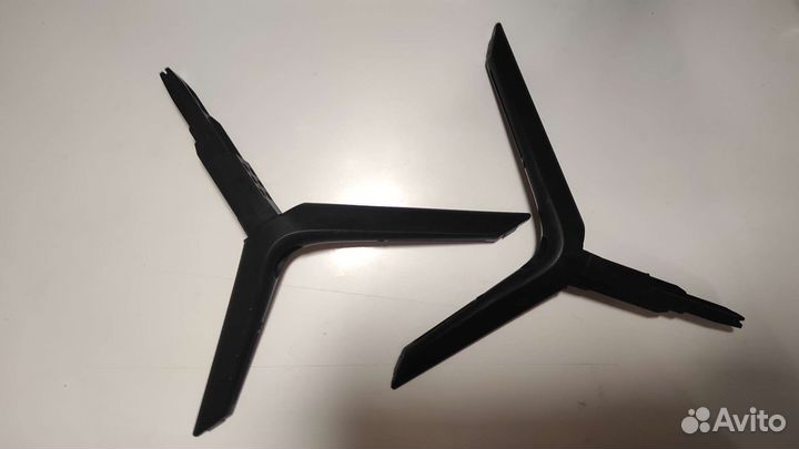 Подставка (ножки) для телевизора QE55Q60TAU