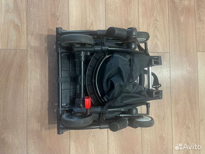 Коляска для путешествий легко разборная